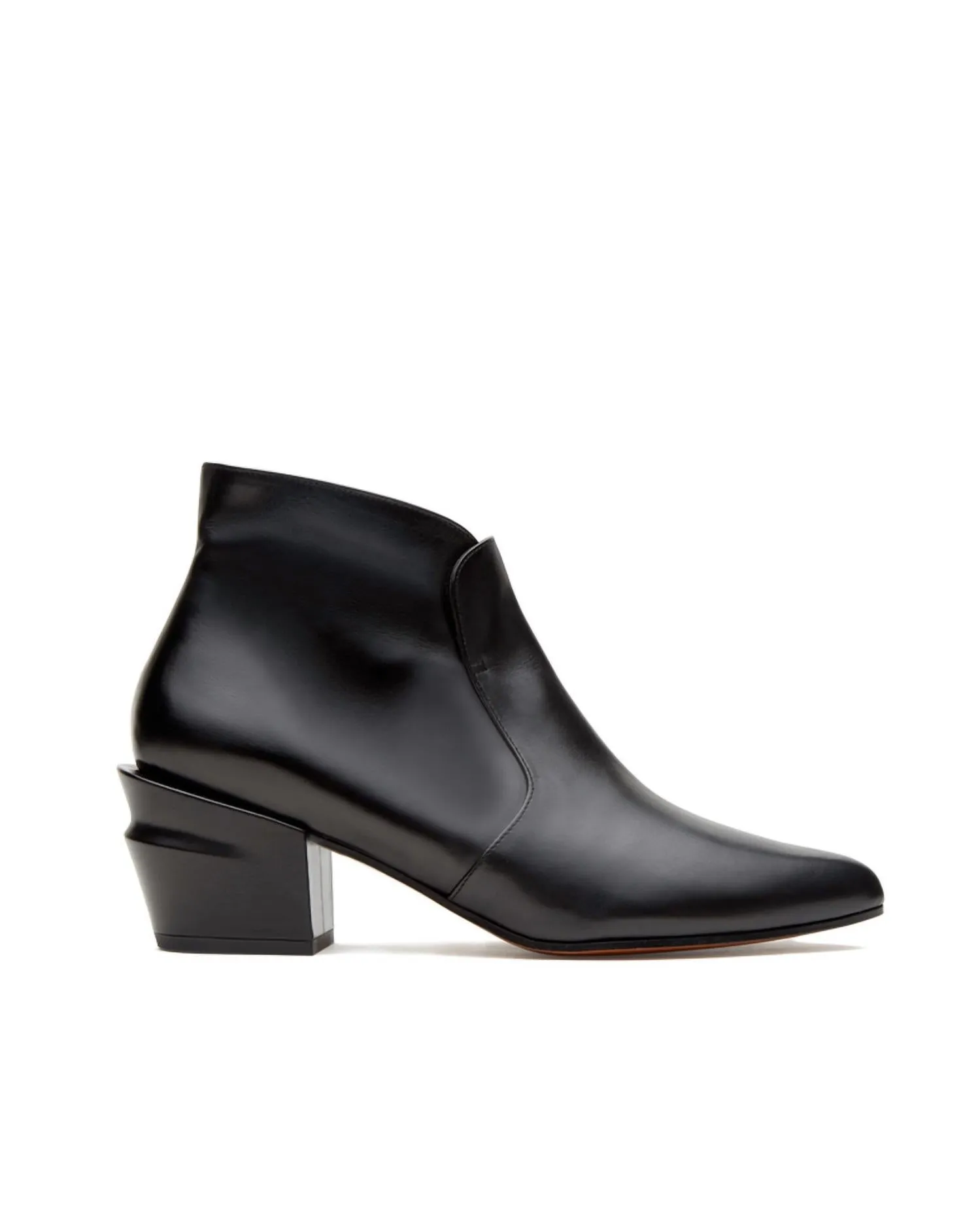 Air Move Agate Low Western Boot In Black