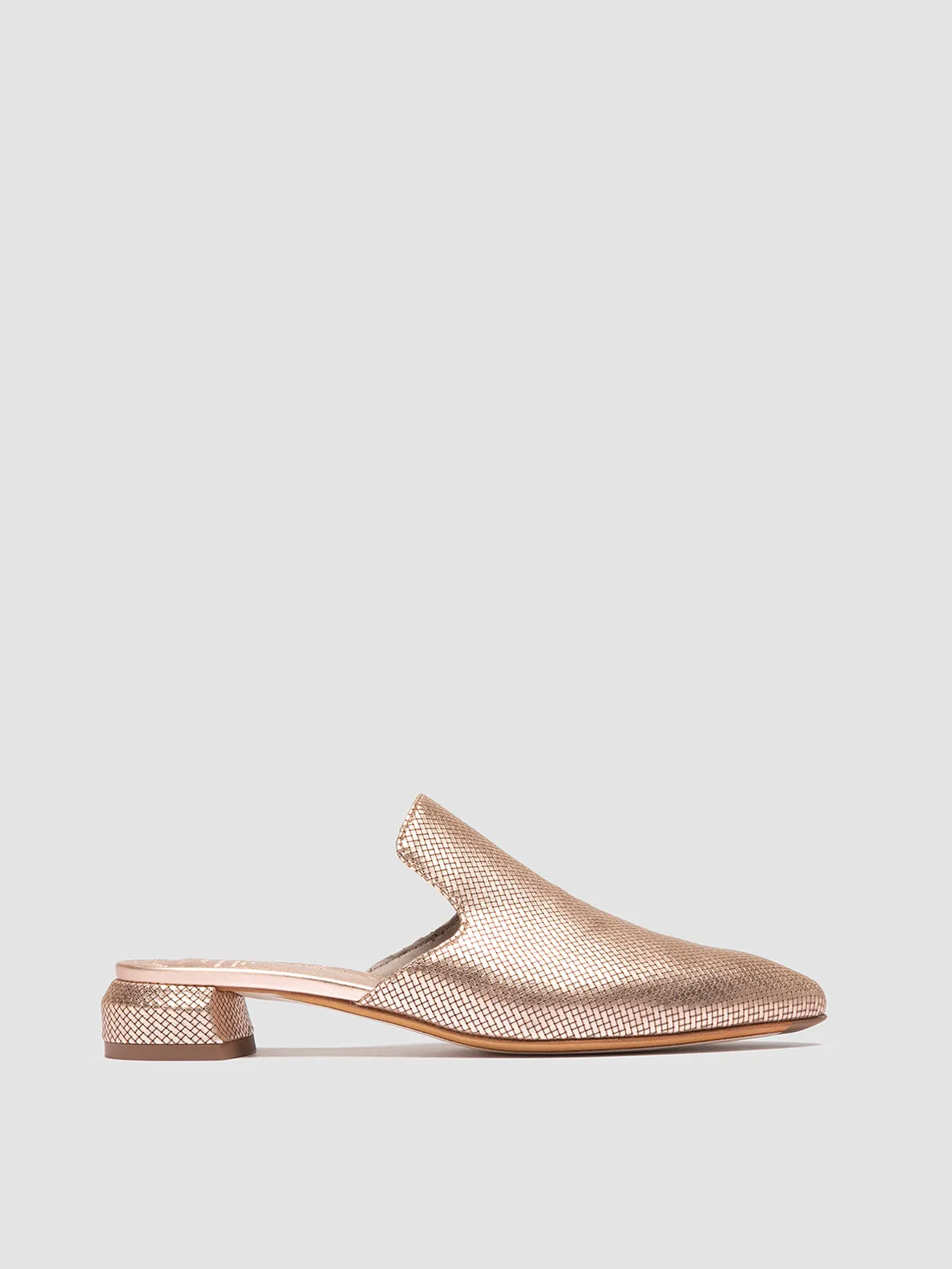 Glossy surface SAGE 106 - Pink Leather Mule