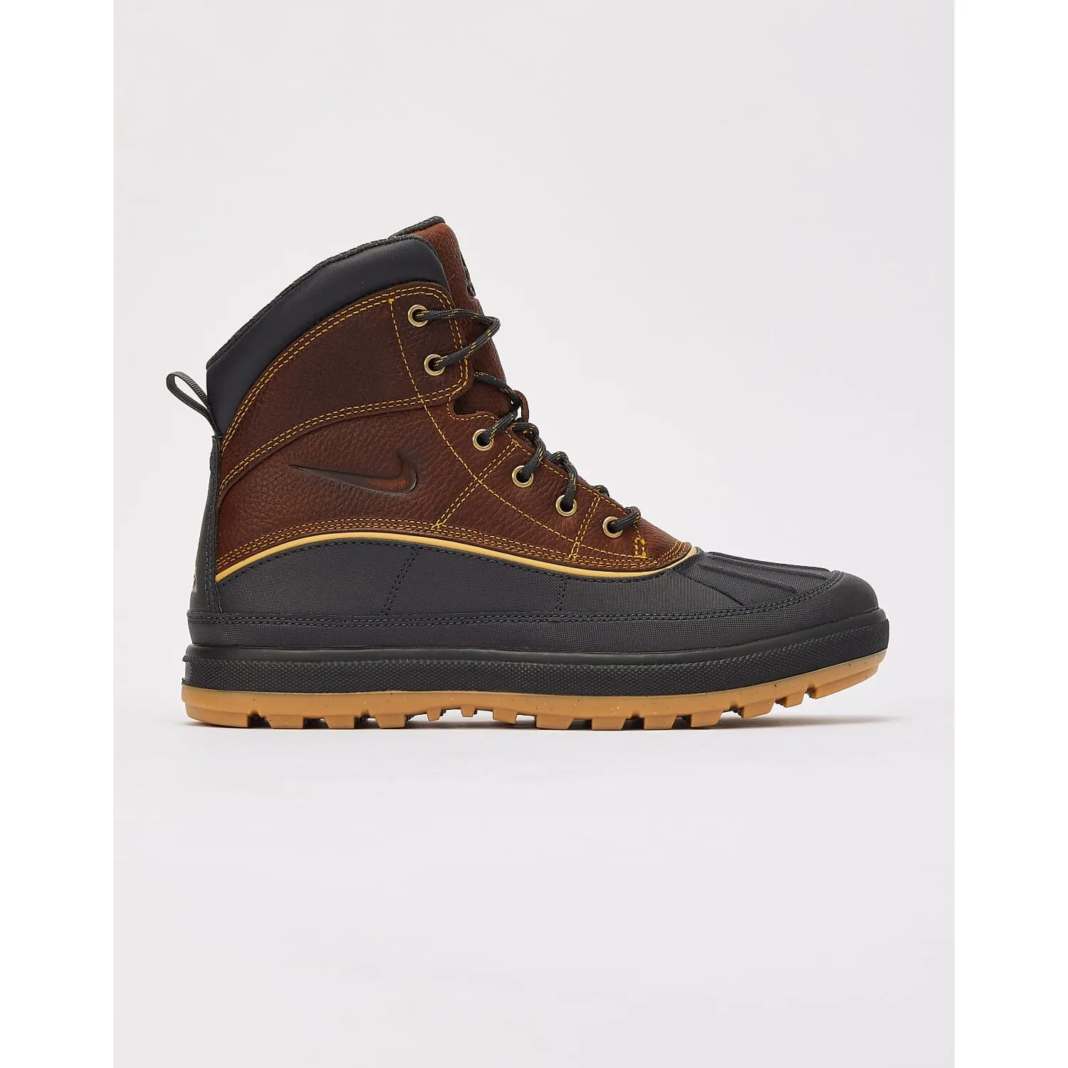 waterproof construction Rugged Built Rural Traveler Nike Woodside II Dark Gold Leaf/Dark Gold Leaf  525393-770 Men's