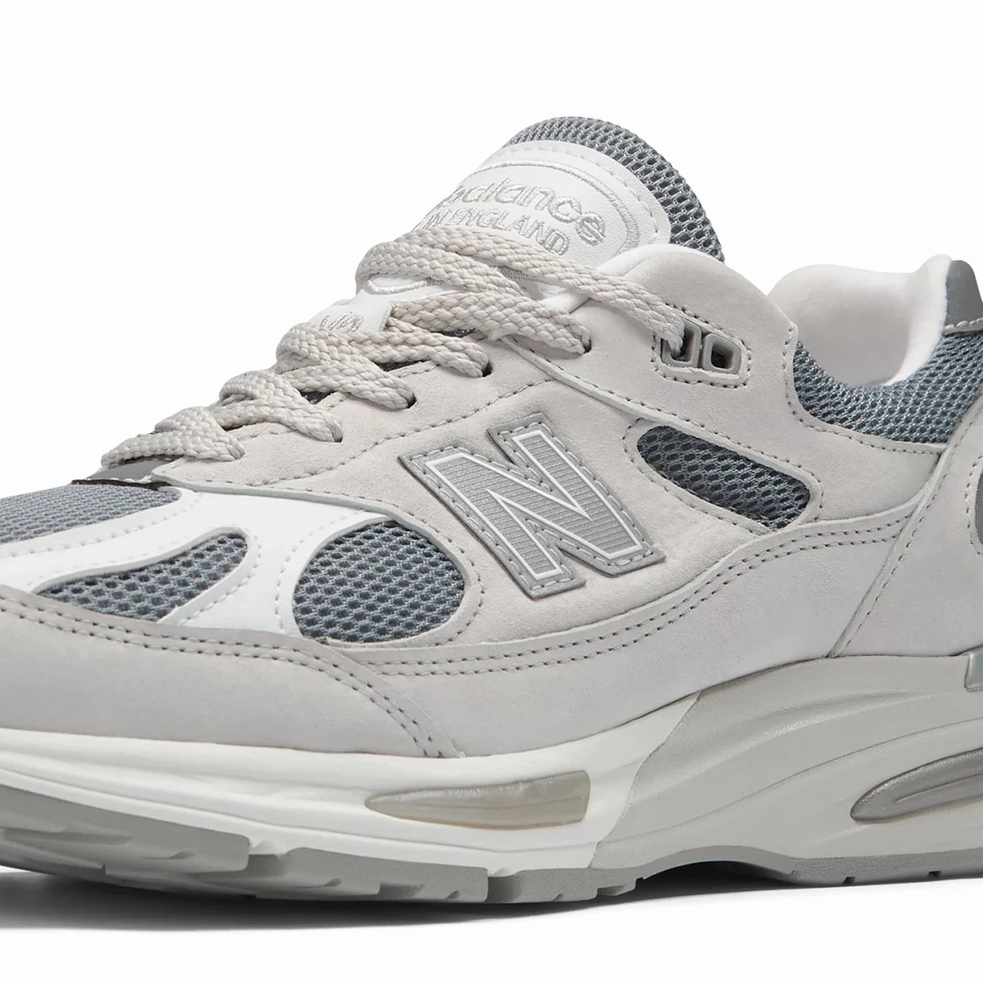 Knit Weave Texture New Balance Mens Made In UK U991V2 Shoes