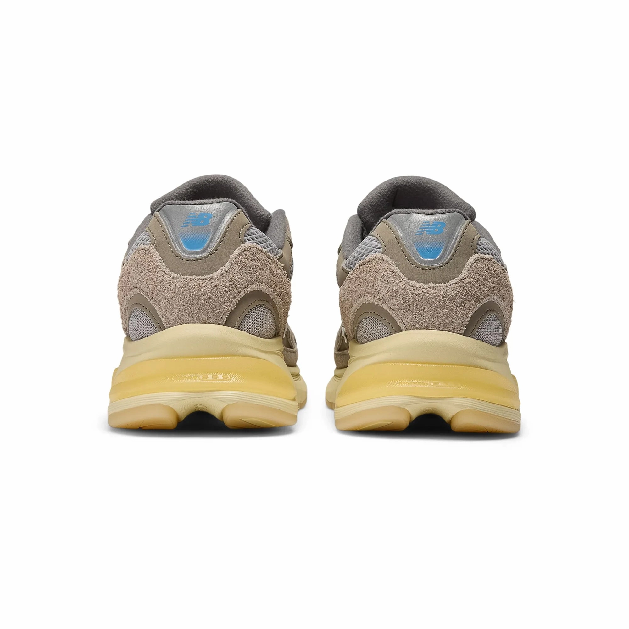 New Balance Mens 2010 'Grey Days' Shoes Simple Aesthetic Enhanced Lateral Support