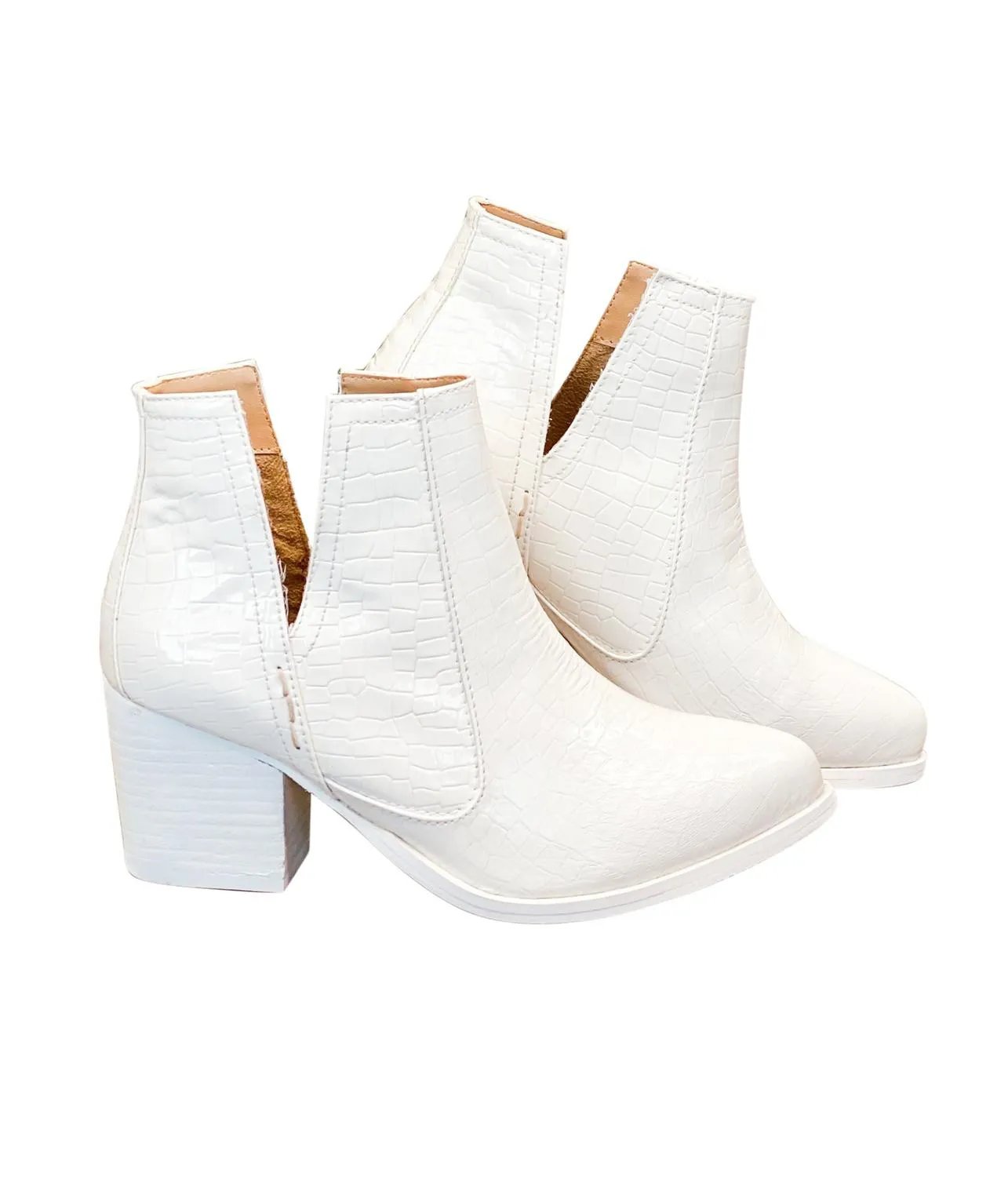 Comfort Grip Women's Tarim Bootie In White Croc