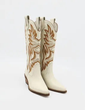 Padded Interior Comfort Seeker Breathable Rural Traveler Dramen Western Cowboy Boot In Off White