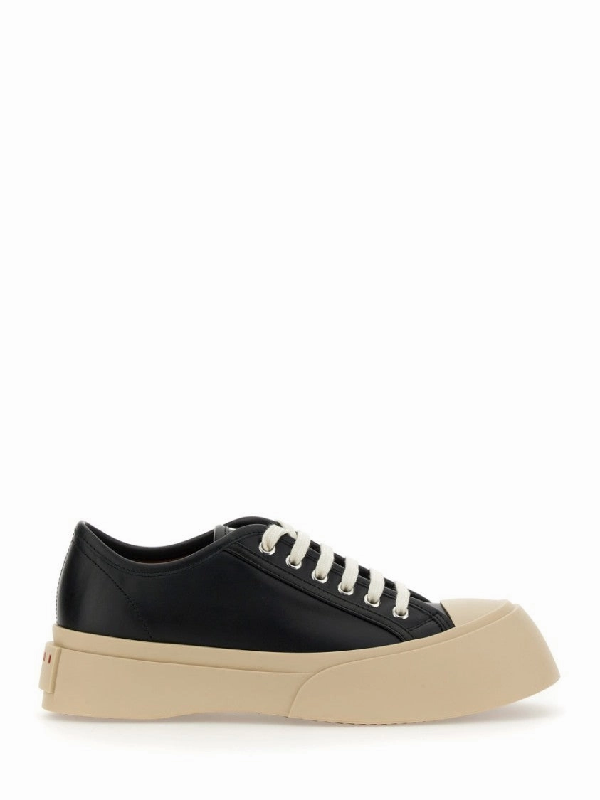 low - mileage shoe performance Black Calf Leather Sneakers