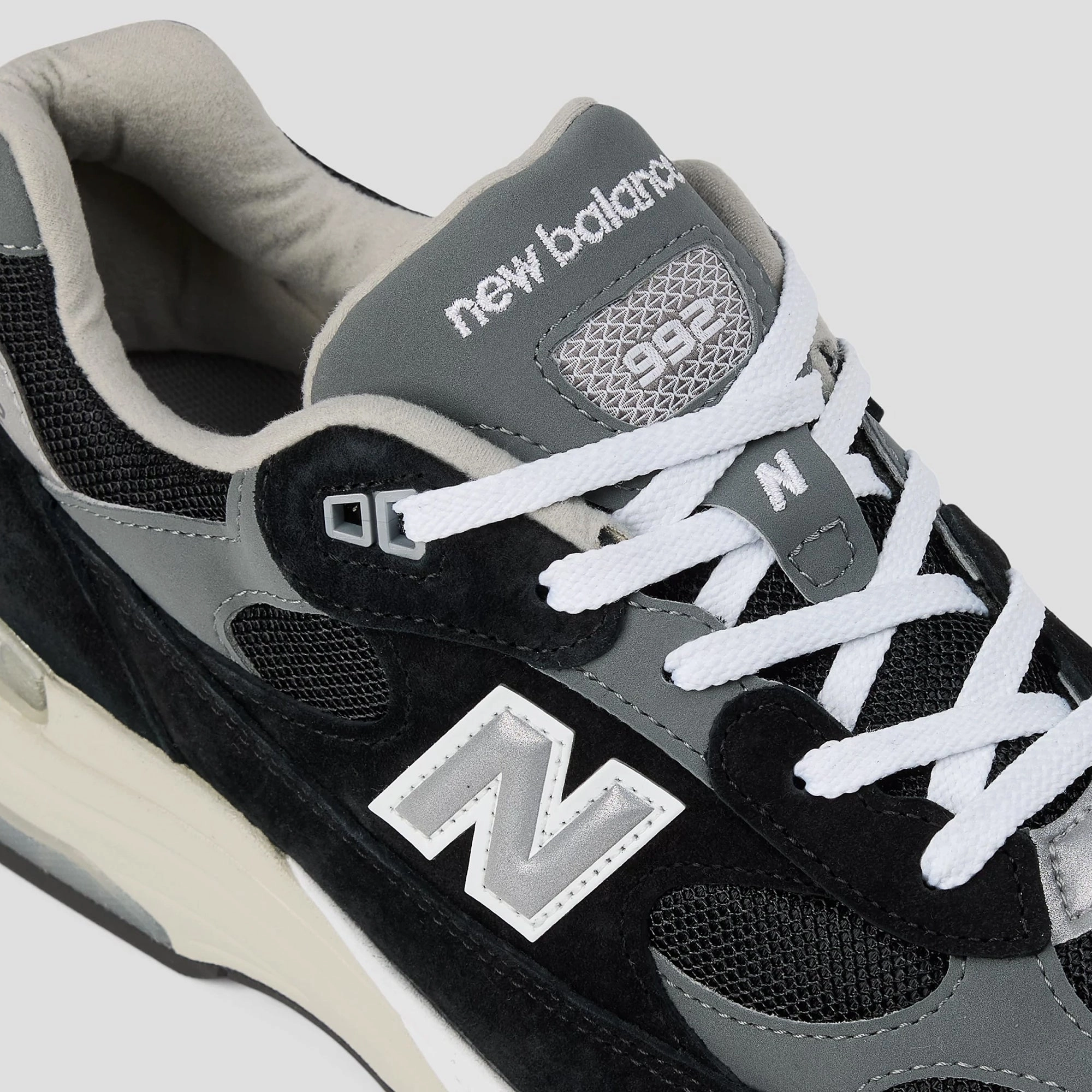 New Balance Mens Made in USA 992 Shoes Cushion Line