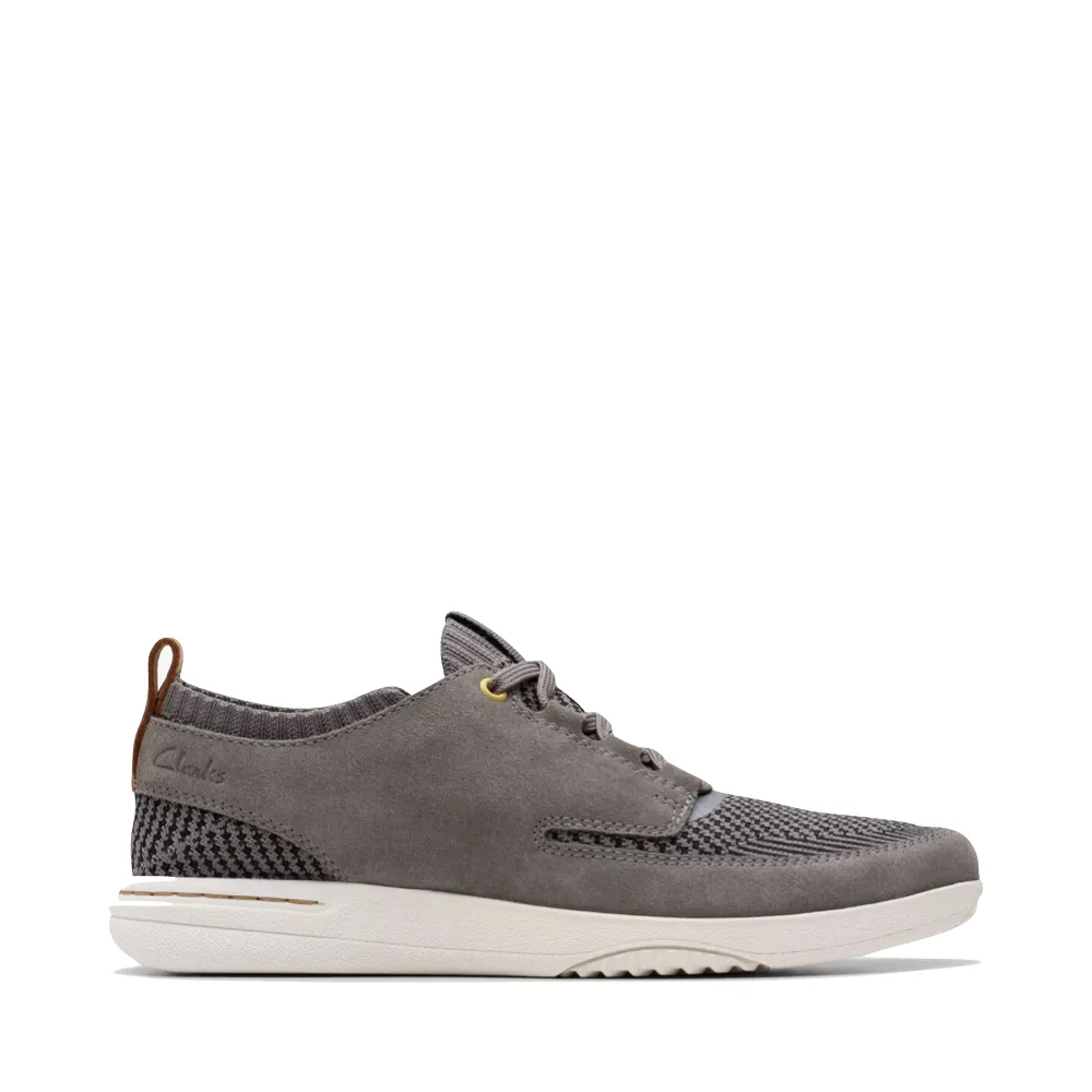 Impact Resistant Framework Neutral palette Clarks Men's Easeway Sport Sneaker in Grey Combination