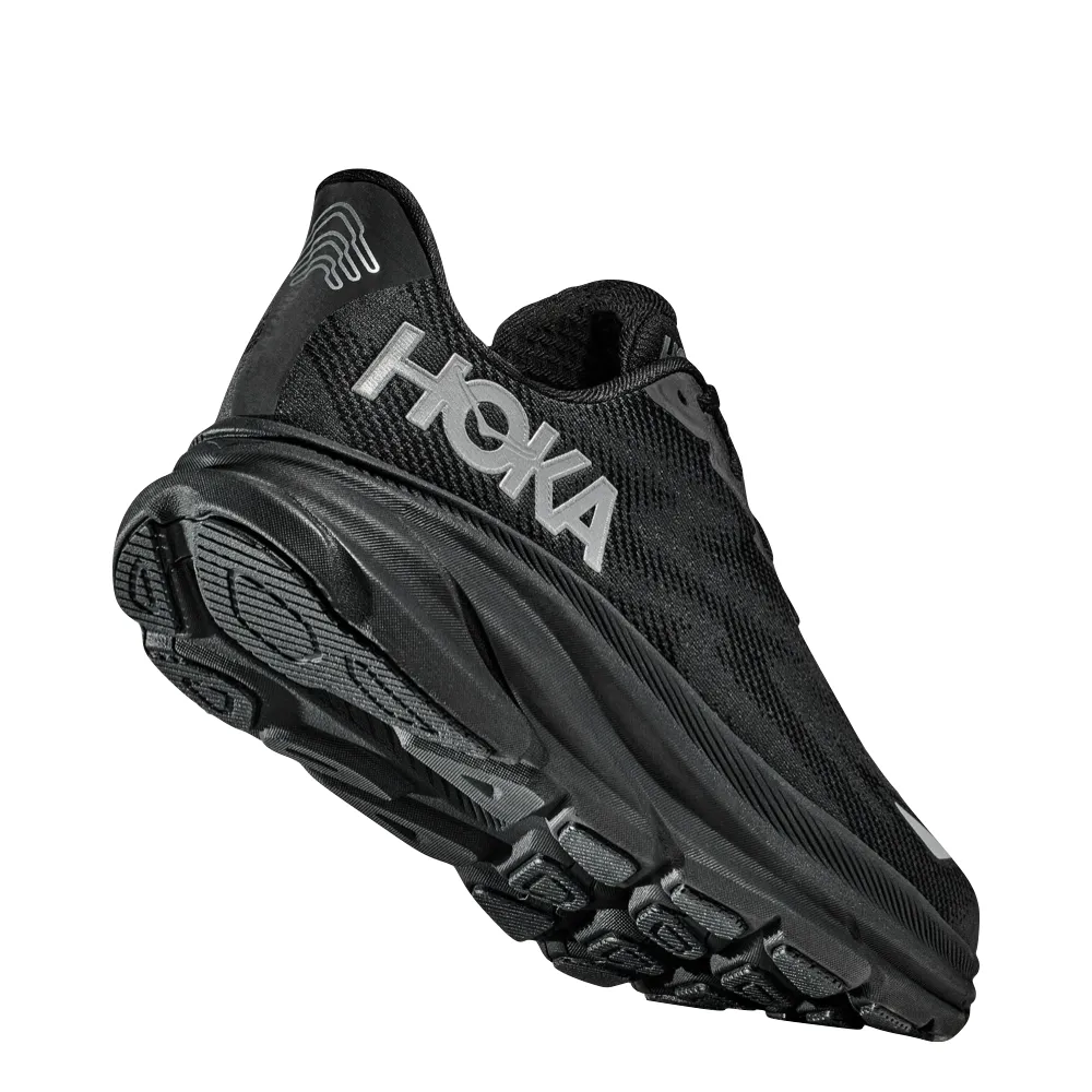 Hoka Men's Clifton 9 GTX Sneaker in Black/Black Weekend Vibe Heat Retention