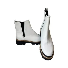 Versatile Look Easy Entry Women's Ilora Ivory Boot In Ivory 150