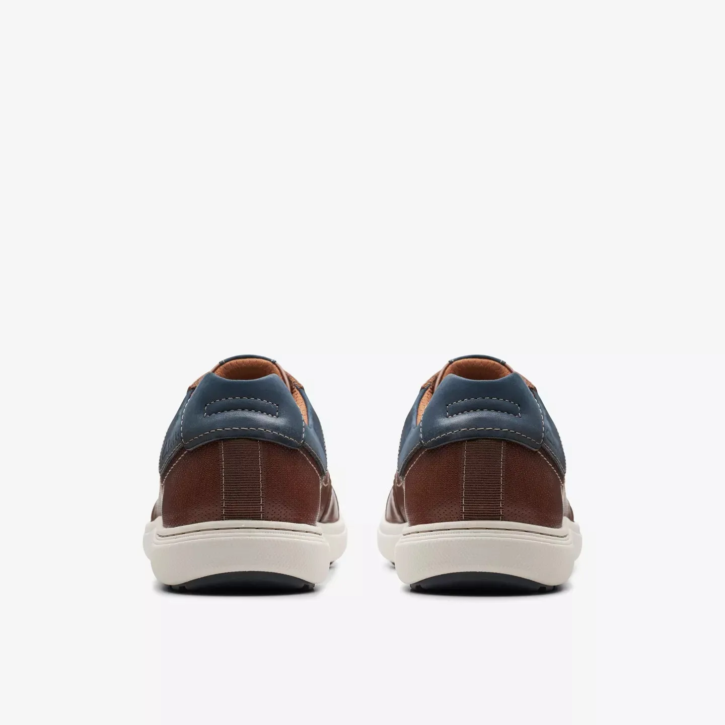 Adaptive Upper Anti   Bacterial Clarks Men's Mapstone Leather Lace in Mahogany