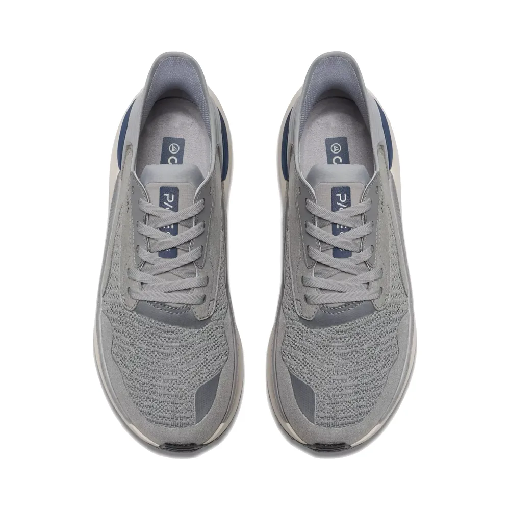 Clarks Men's Pace Sneaker in Grey Enhanced comfort Flexible Design