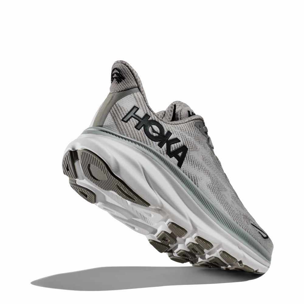 Hoka Men's Clifton 9 Sneaker in Harbor Mist/Black Abrasion Protection