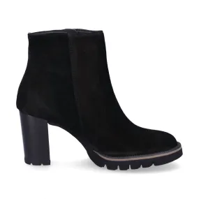 Multi Terrain Women's Sloane Lug Block Heeled Boot In Black Suede