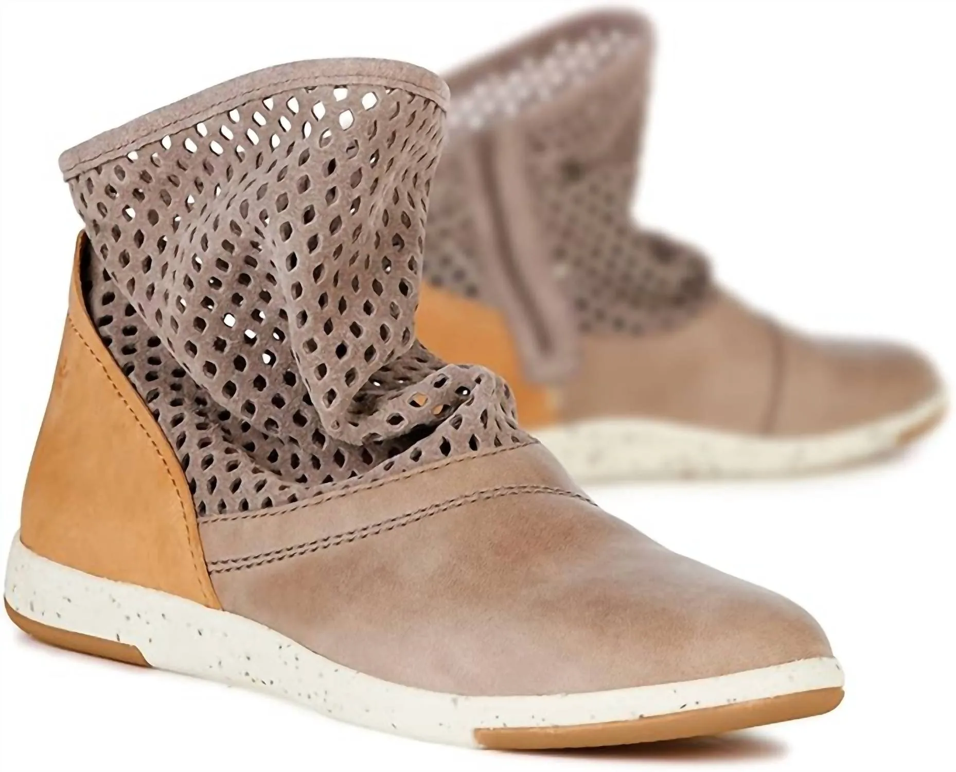 Universal Style Comfortable Feel Women's Numeralla Ankle Boots In Sand
