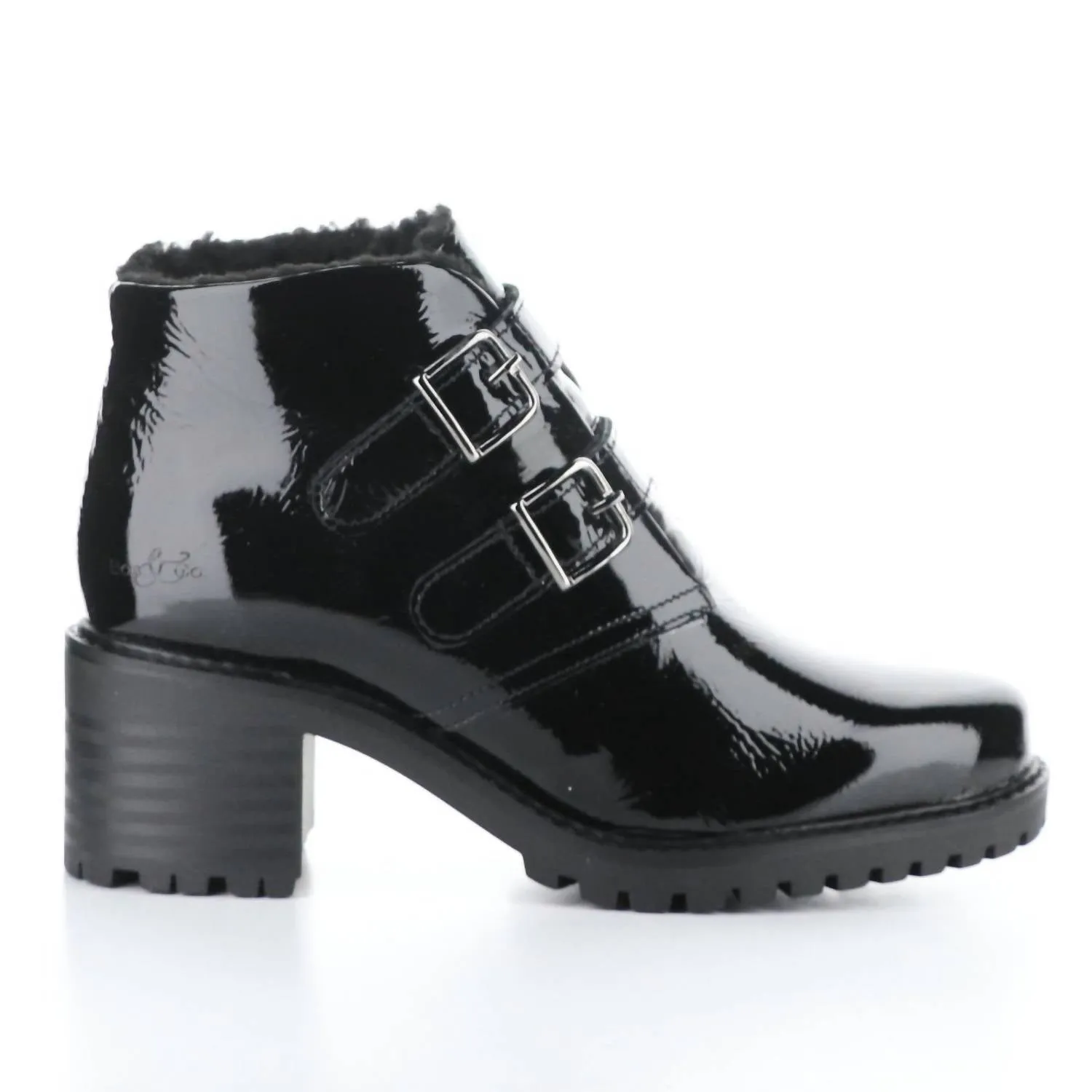 Low Profile Active Nomad Sporty Design Issey Boots In Black