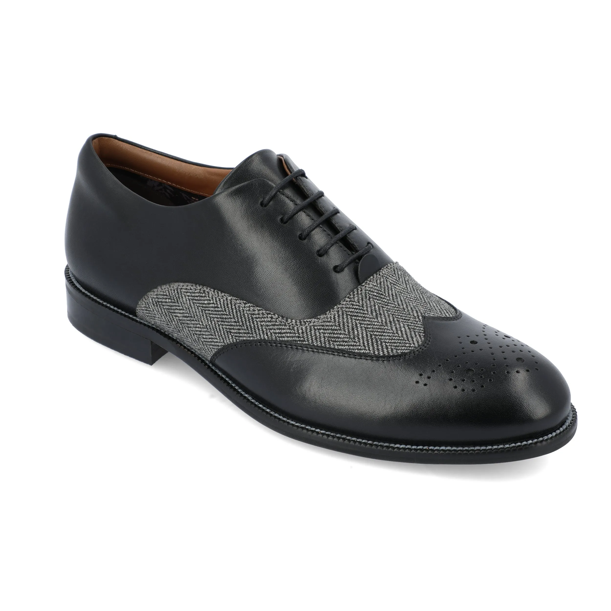 Thomas & Vine Denzell Wingtip Oxford Seasonal Wear