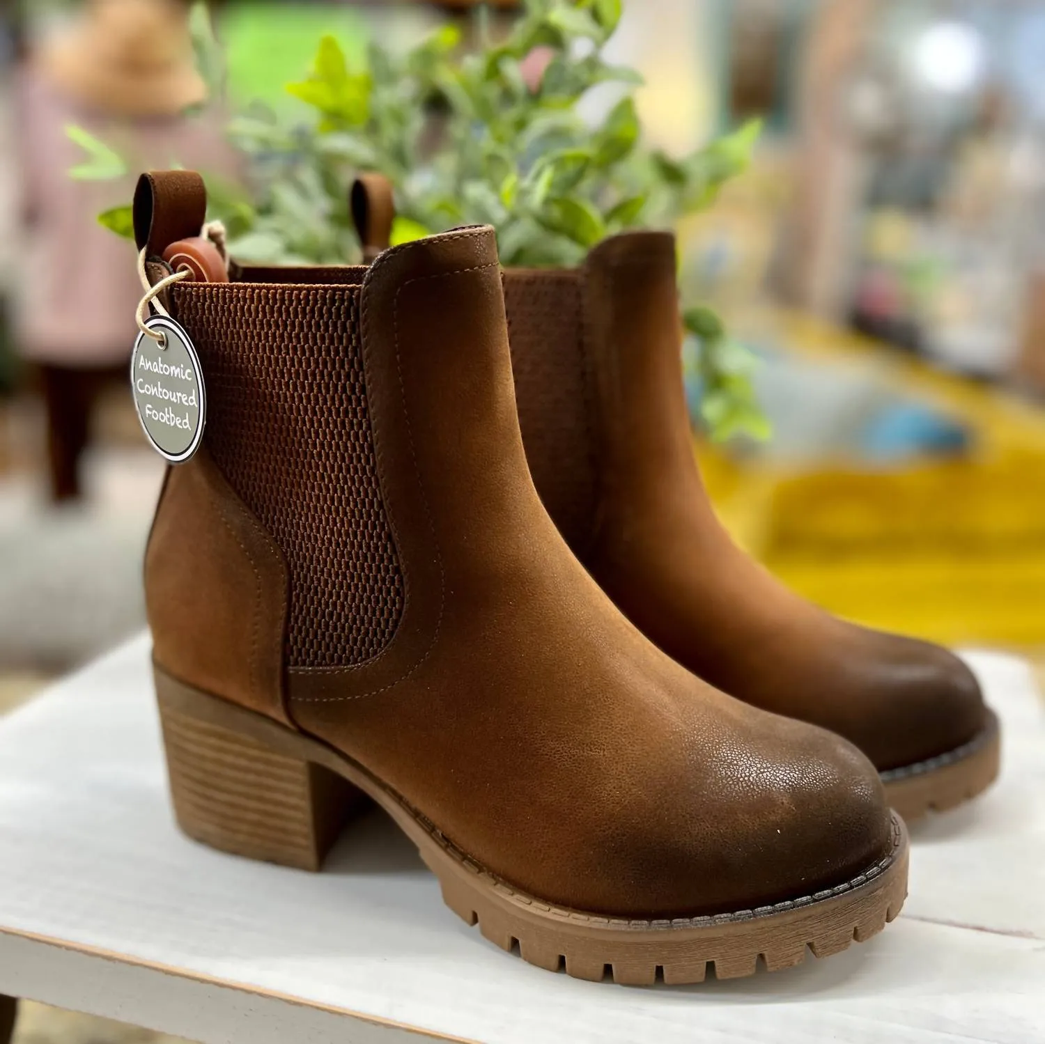 Jonna Boot In Cognac Tread Pattern