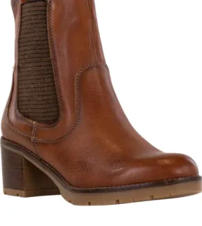 Women's Llanes Boots In Brandy Durable Shell Stylish Explorer