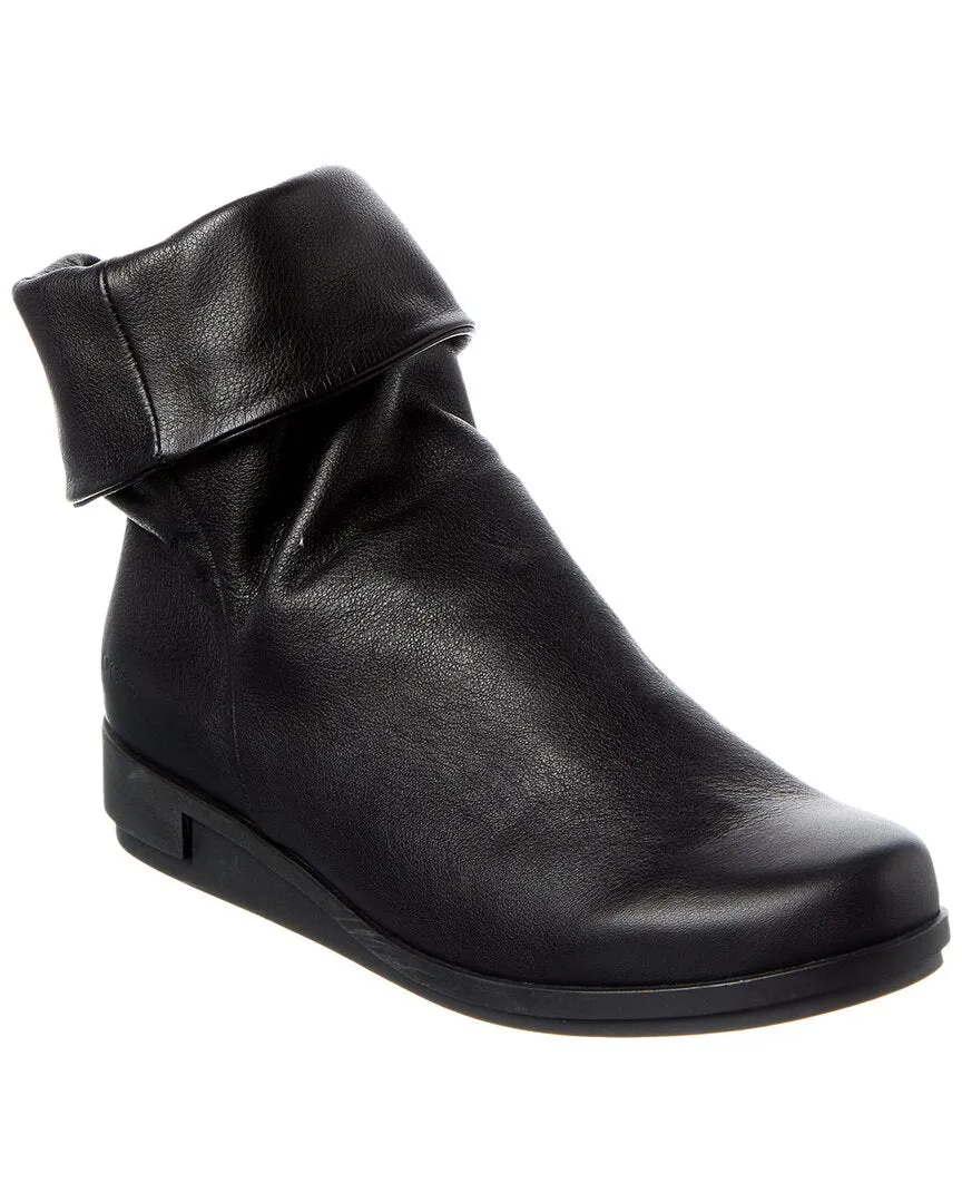 Adventurous Spirit Shock Absorbing Rainy Day Commuter Arche Dayarc Leather Bootie