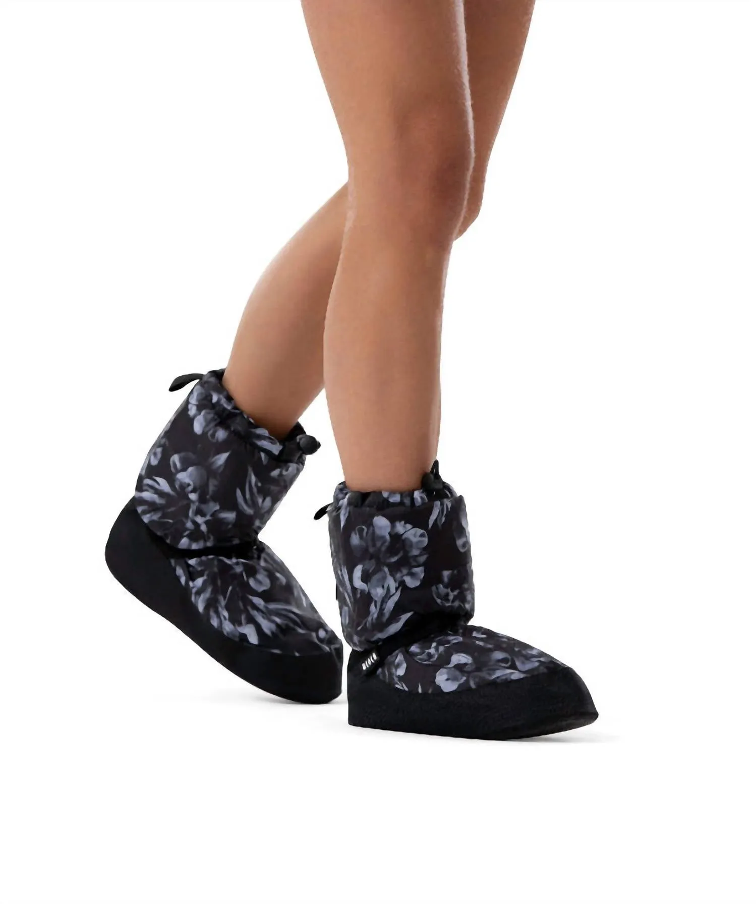 Cushioned Step Cold Weather Commuter Women's Warm Up Bootie In Black Floral