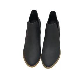 Women's Wayland Boot In Black Croco Slip Resistant Outdoor Explorer Protective Lining