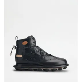 Canvas Lite Ankle Boots in Leather