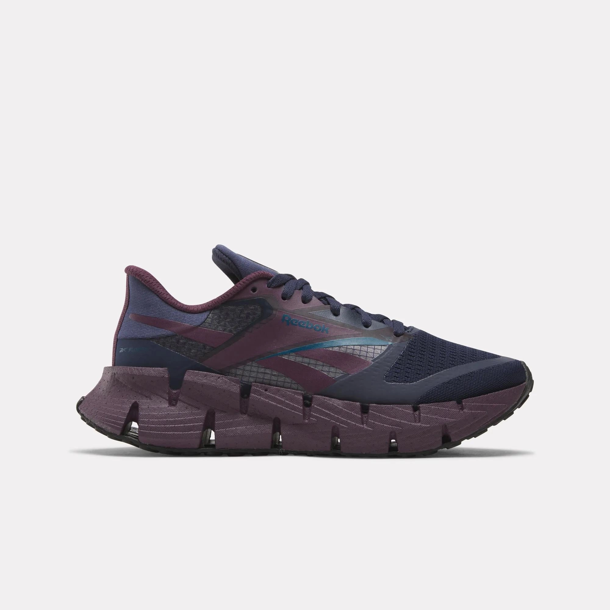 Traction Control Ventilation Channel Design FloatZig 1 Running Shoes