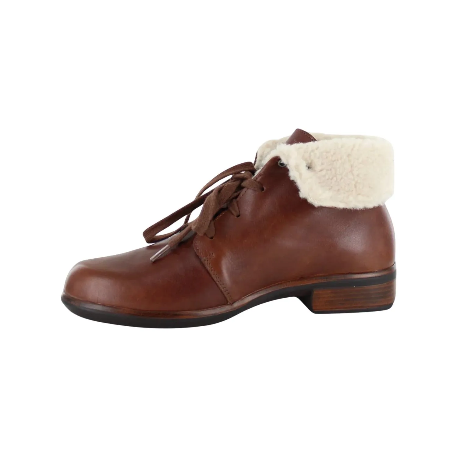 Women's Pali Lace Up Boot In Chestnut Road Trip Breathable Snowy Path
