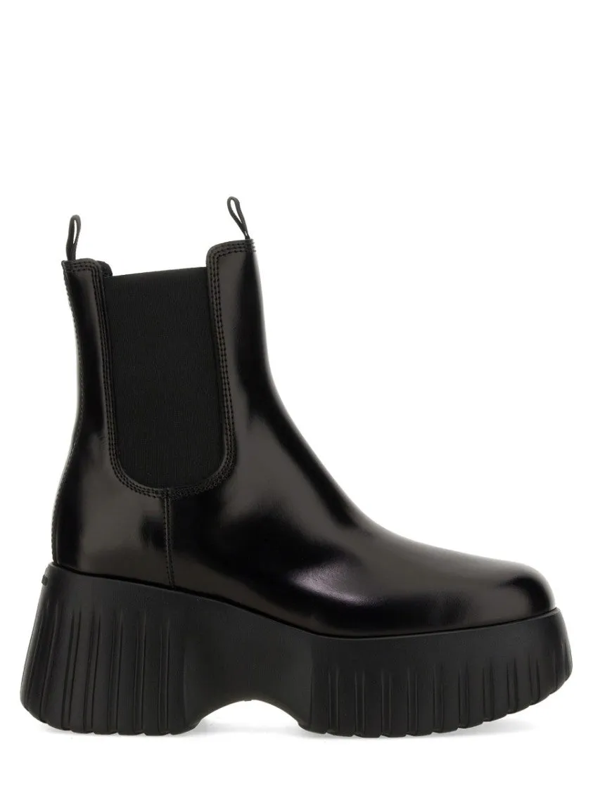 Breathable Active Nomad Shock Absorbing Rainy Day Commuter H-Stripe Chelsea Boot