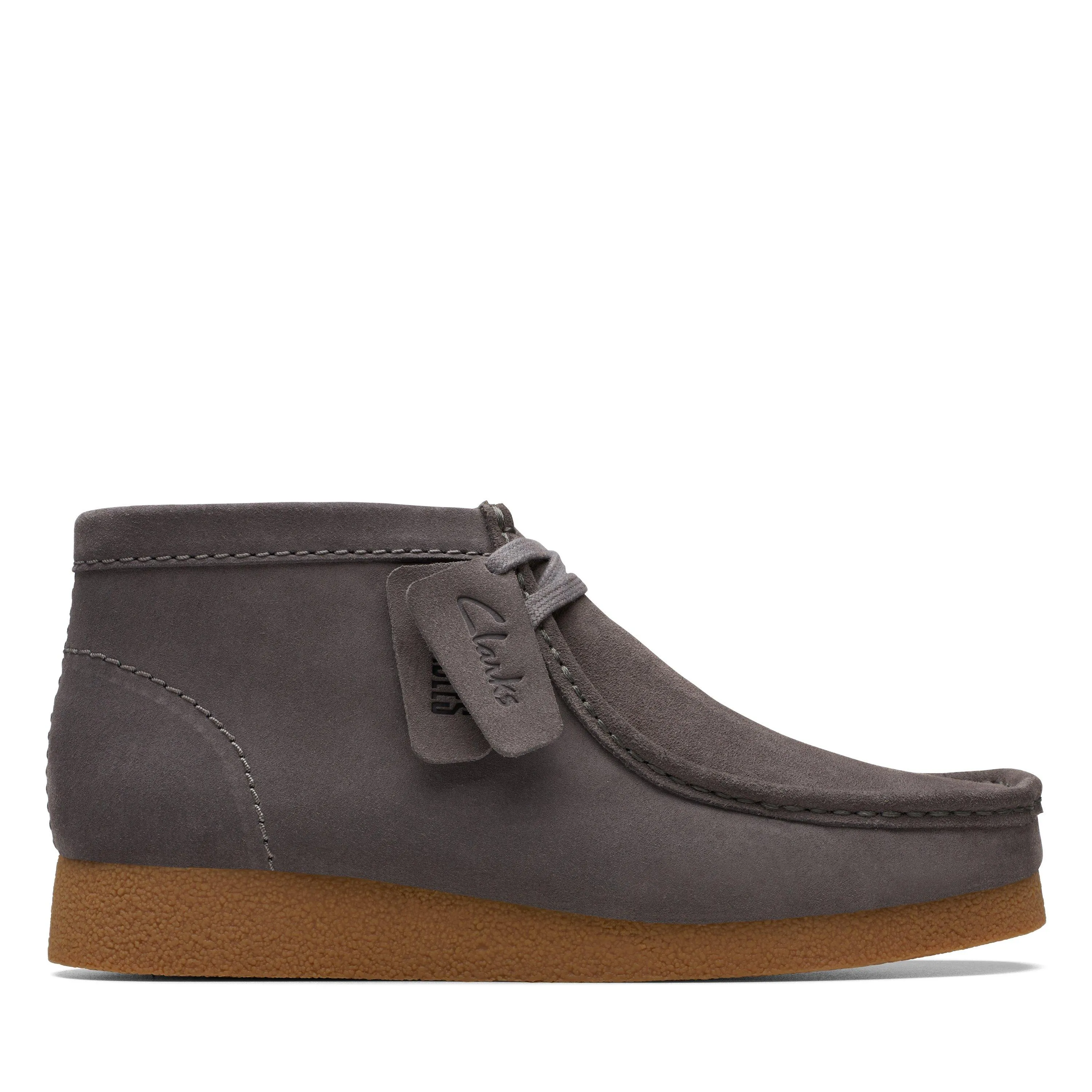 Clarks Wallabee EVO Boot in Grey Suede Feather Light Hiking Trails