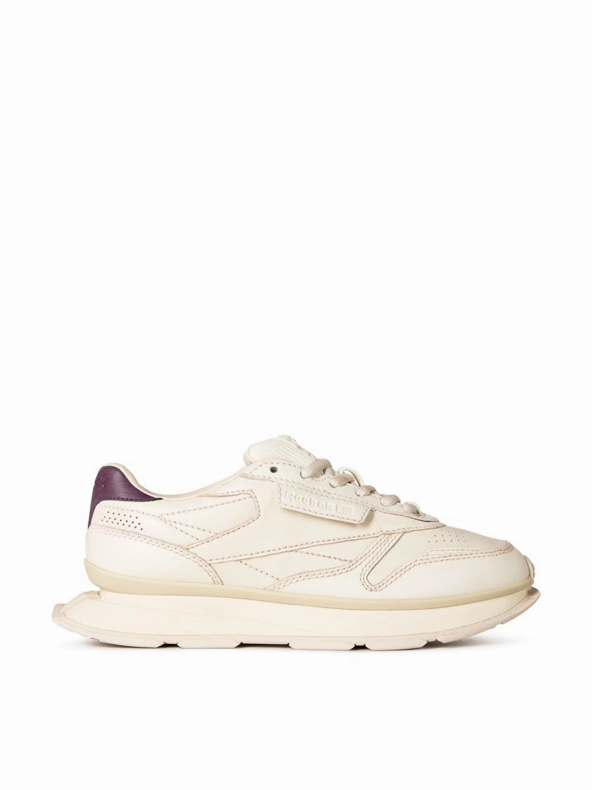 anime - themed running shoes Heel Stabilization Frame Classic Leather Ltd Garment Off White Sneakers