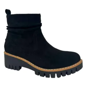 Stable Support Weekend Camping Women's Dashing Sueded Boot In Black