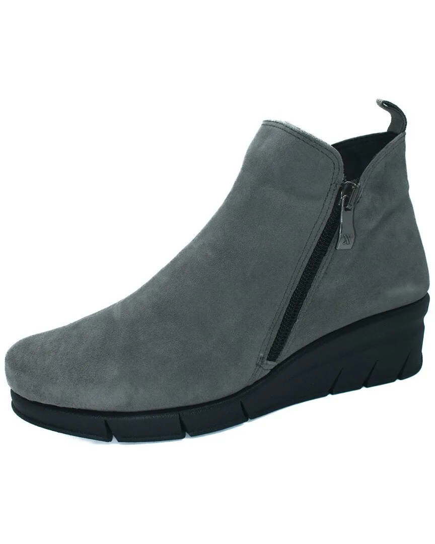Step Control The Flexx Robert Too Suede Bootie