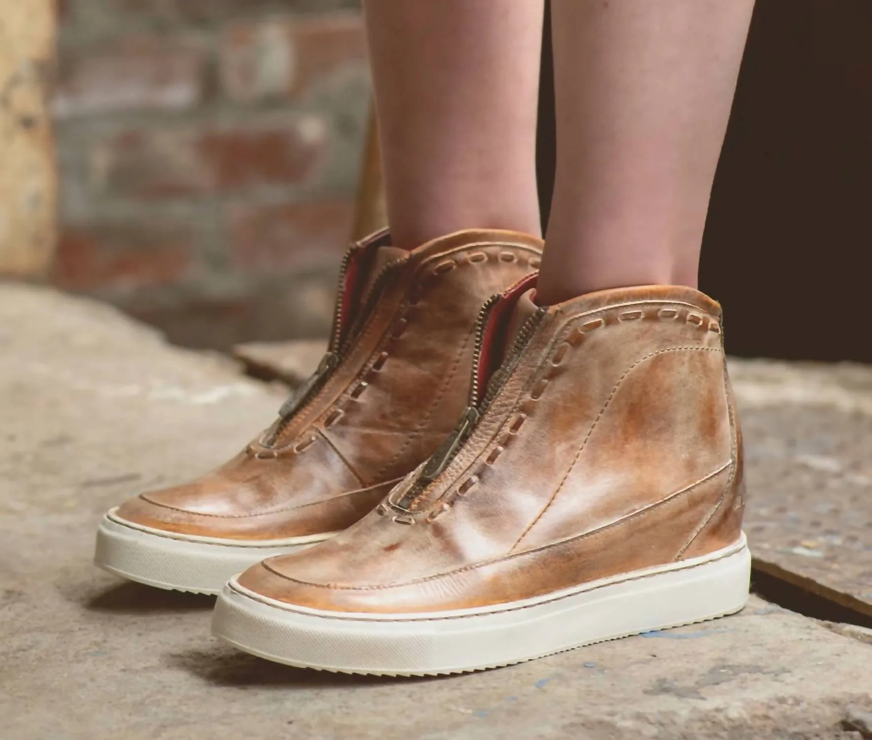 Cushioned Step Rainy Days Joyce In Tan Rustic White Bfs