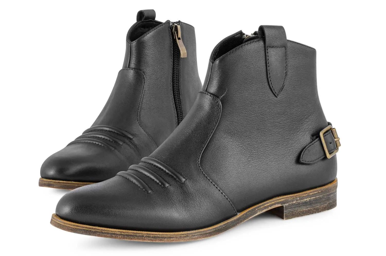 Essee Bootie In Black Leather Comfortable Footwear Functional Fit