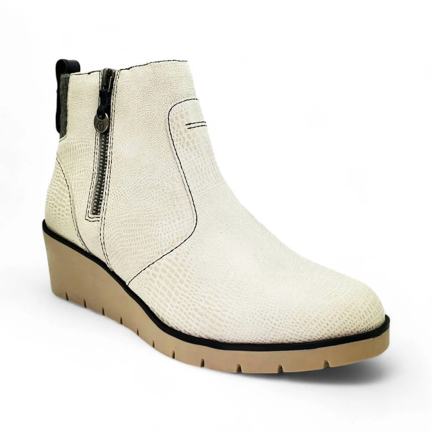 Slip-Resistant Sole Women's Amarillo Wedge Bootie In Oyster