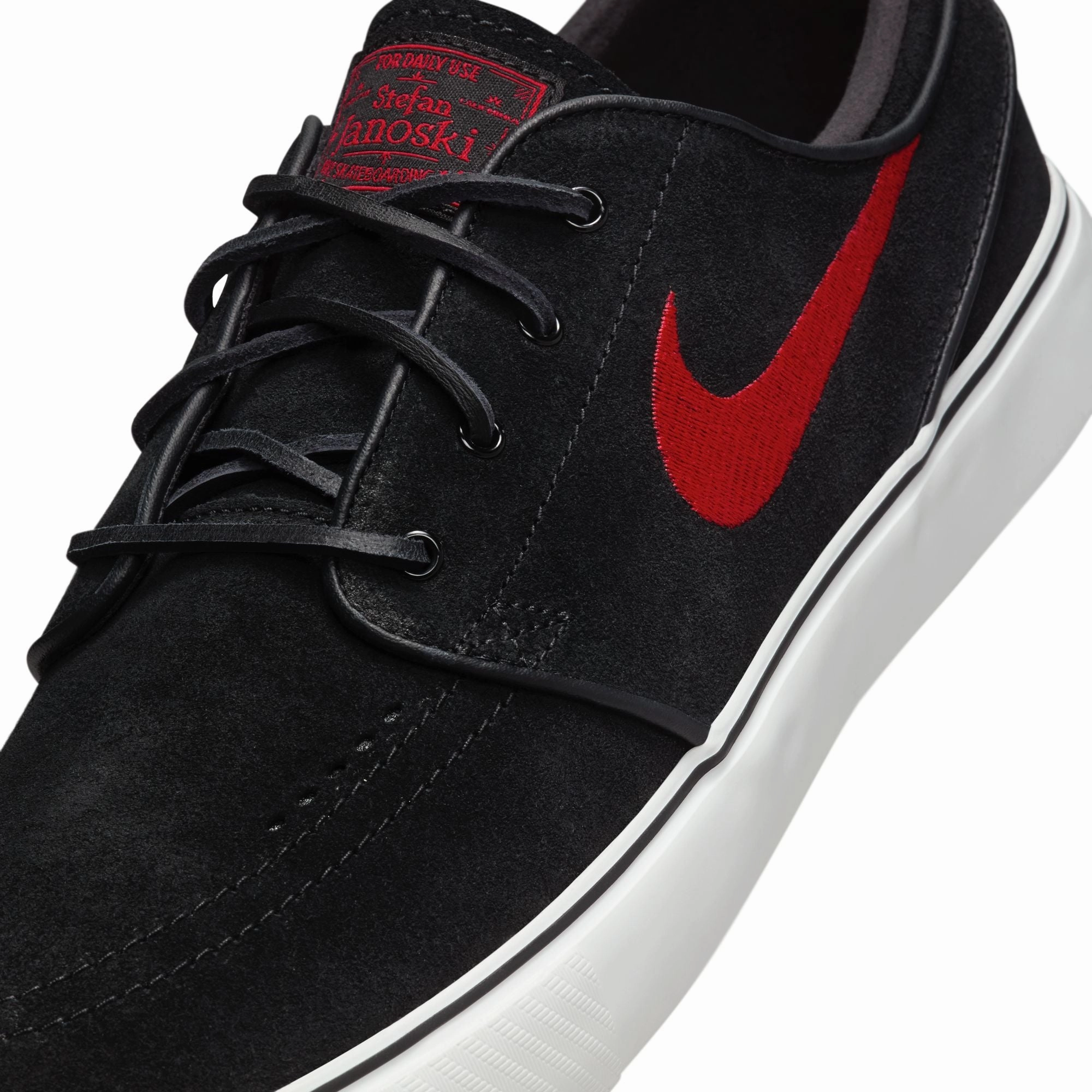 snow running option Nike SB Mens Zoom Janoski OG  Shoes