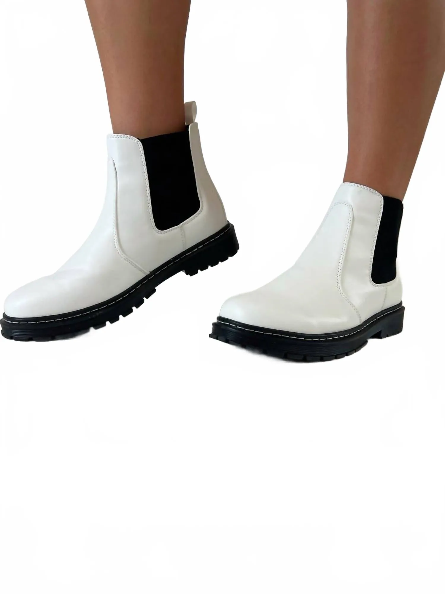 Women's Street Walk Booties In White Urban Adventure