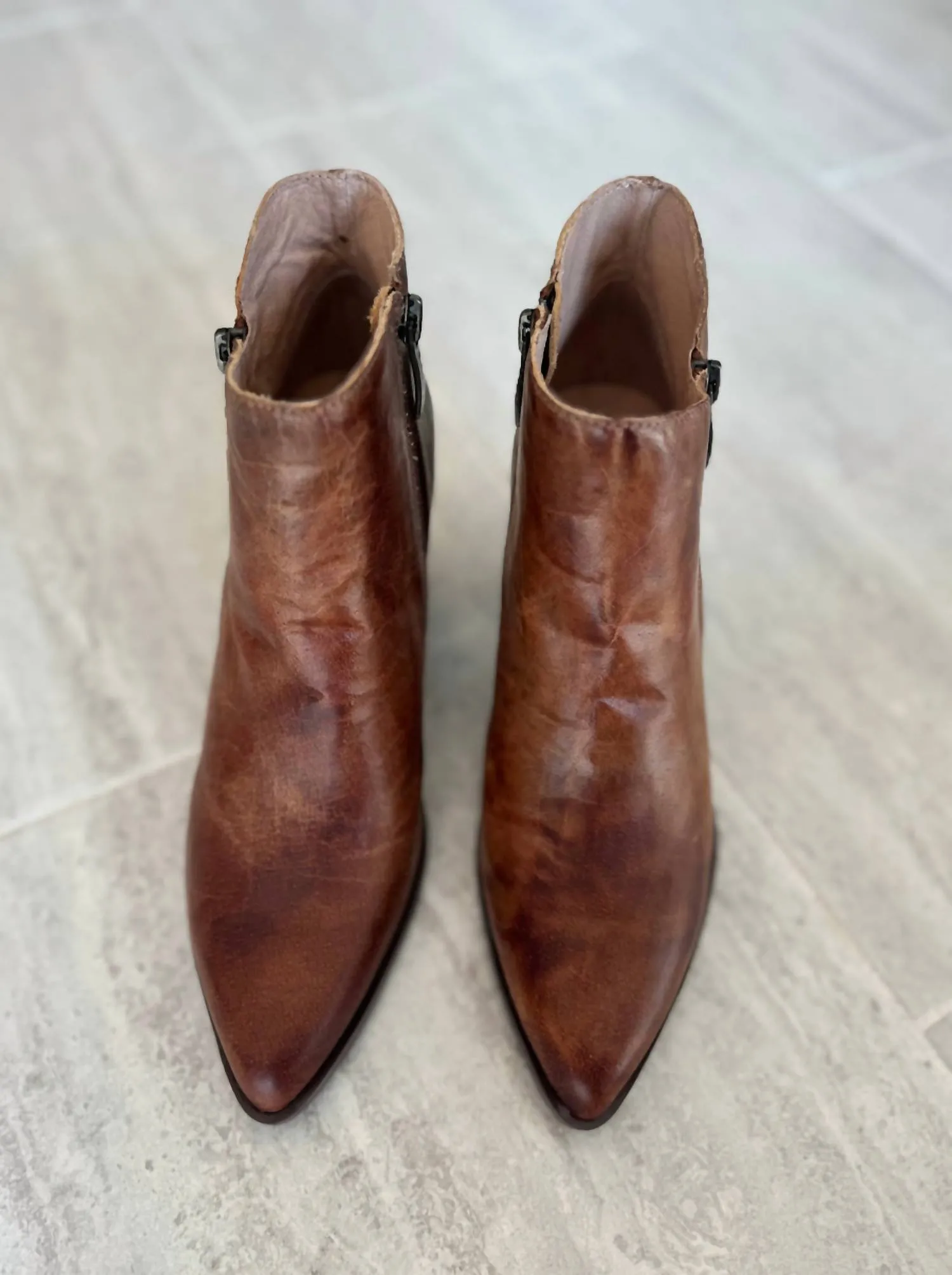 Women's Eri Boots In Brown Comfortable Upper Reinforced Heel Counter