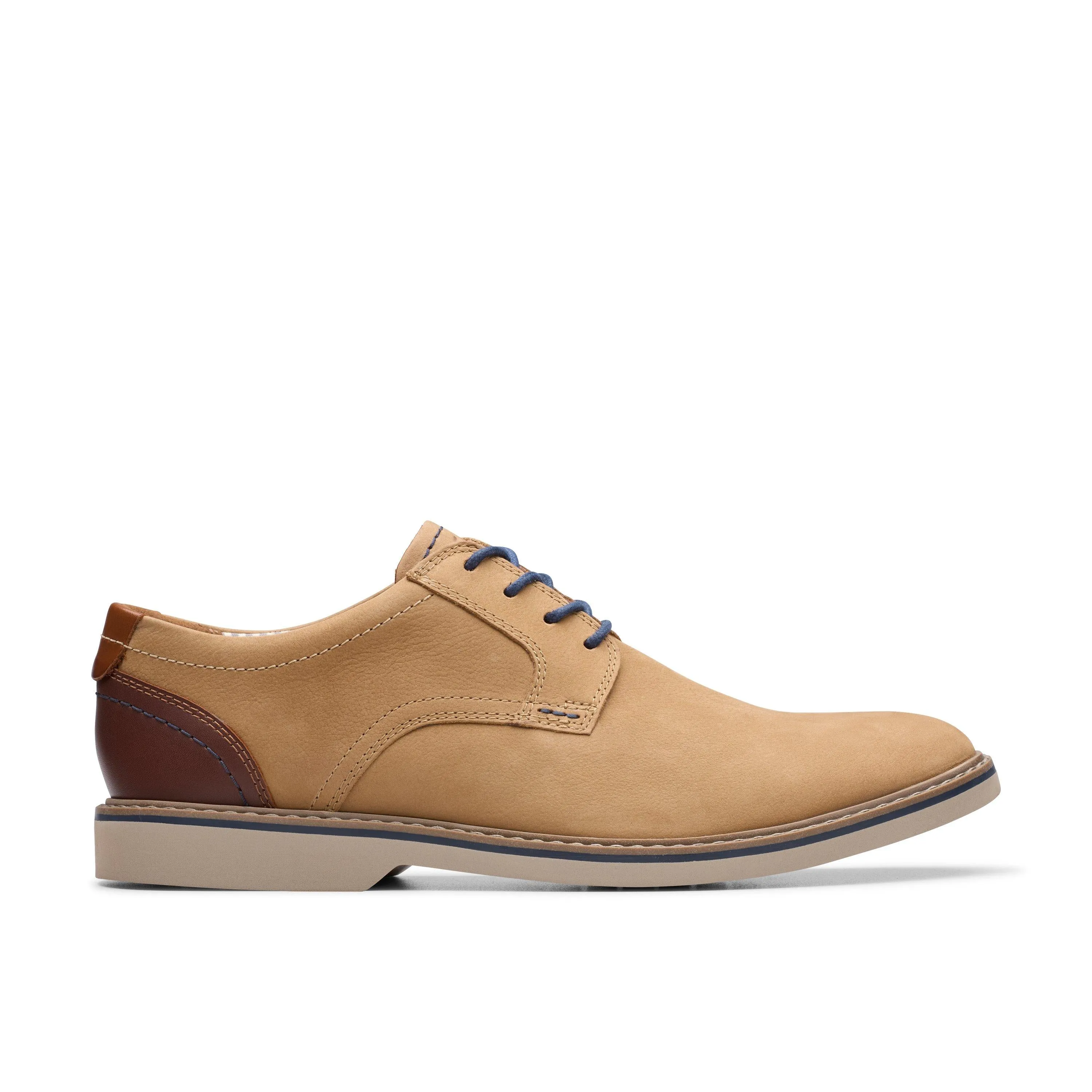 Clarks Radcliff Low in Brown Nubuck Base Support Water shield