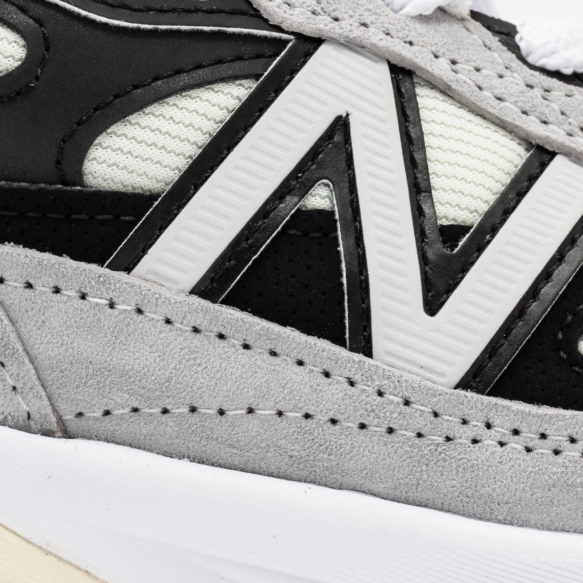 New Balance Made In USA 990v6 Shoes Eco Friendly Build Ventilation Ports Design