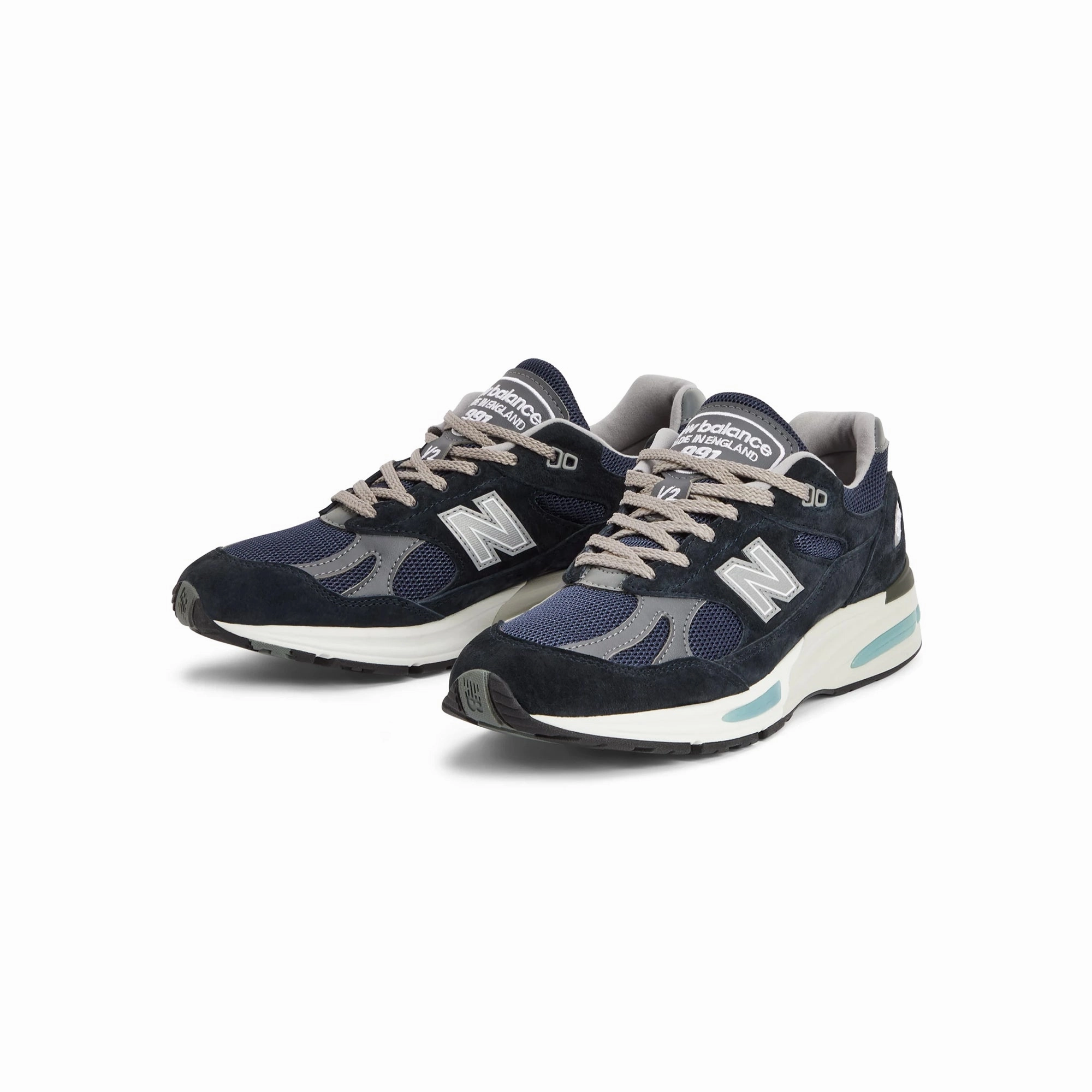 Upgraded flexibility New Balance Mens Made in UK 991v2 Shoes