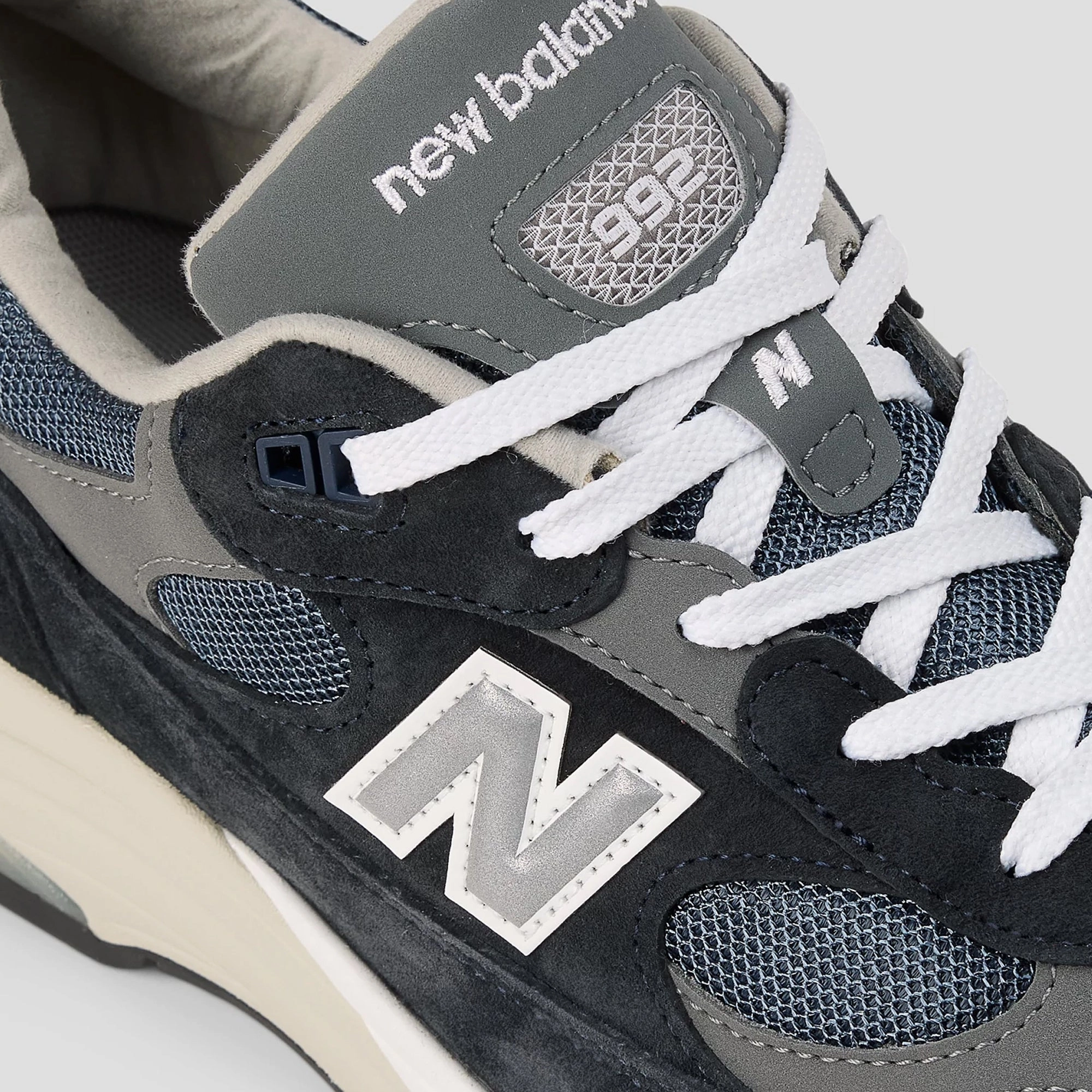 MultiDirectionalFlex New Balance Mens Made In USA 992 Shoes