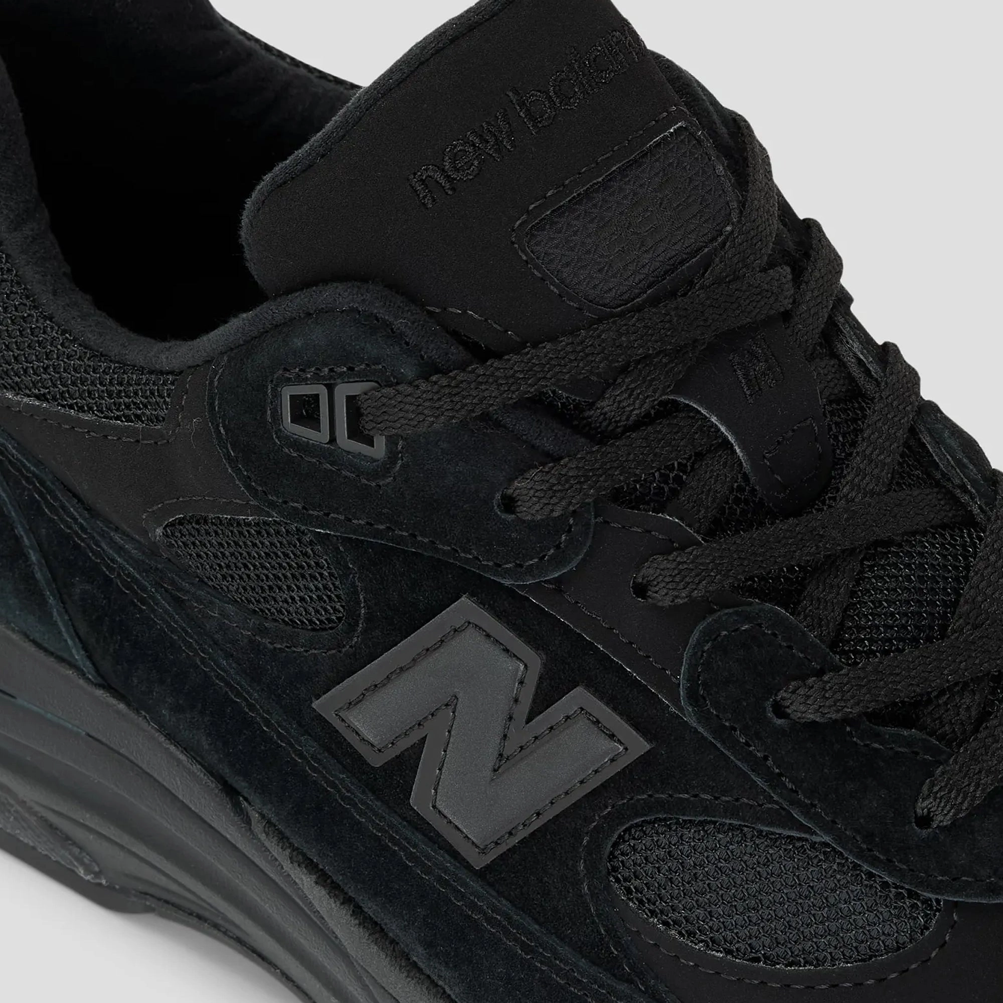 Vibrant sole Vibrant Style New Balance Mens Made in USA 992 Shoes