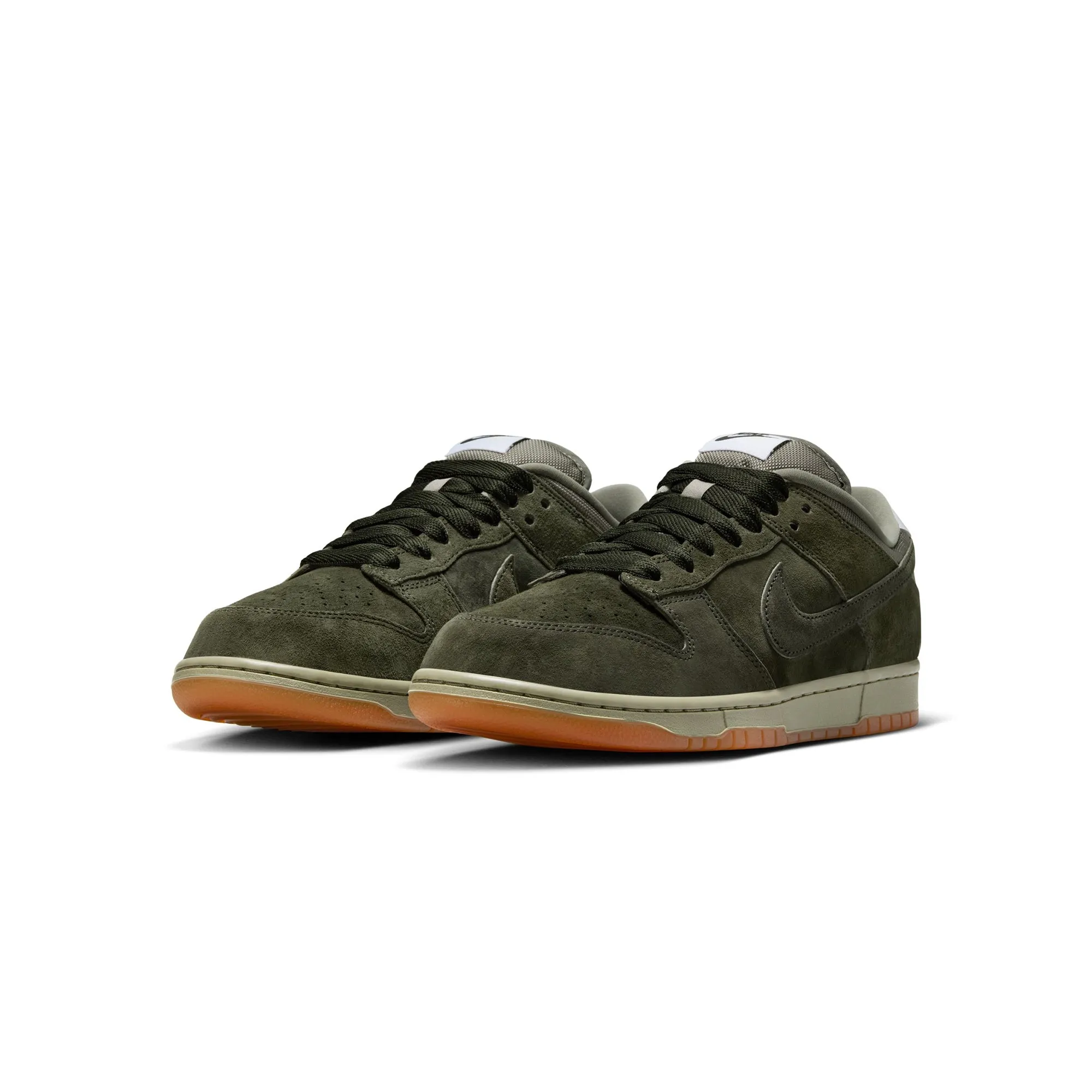 running for a connection with nature Seamless Ankle Collar Nike SB Mens Dunk Low Pro B "Sequoia" Shoes