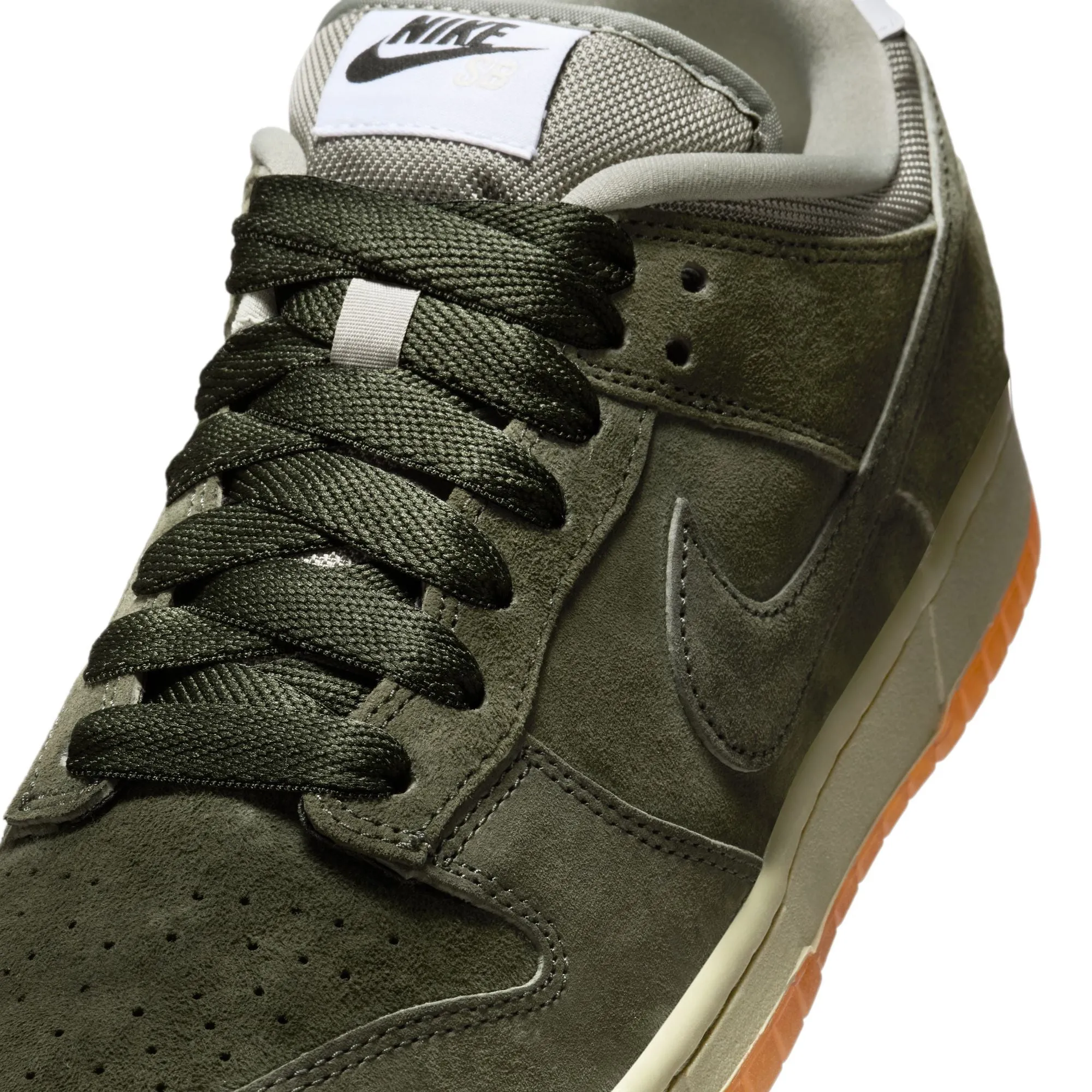 Core Balance Nike SB Mens Dunk Low Pro B "Sequoia" Shoes
