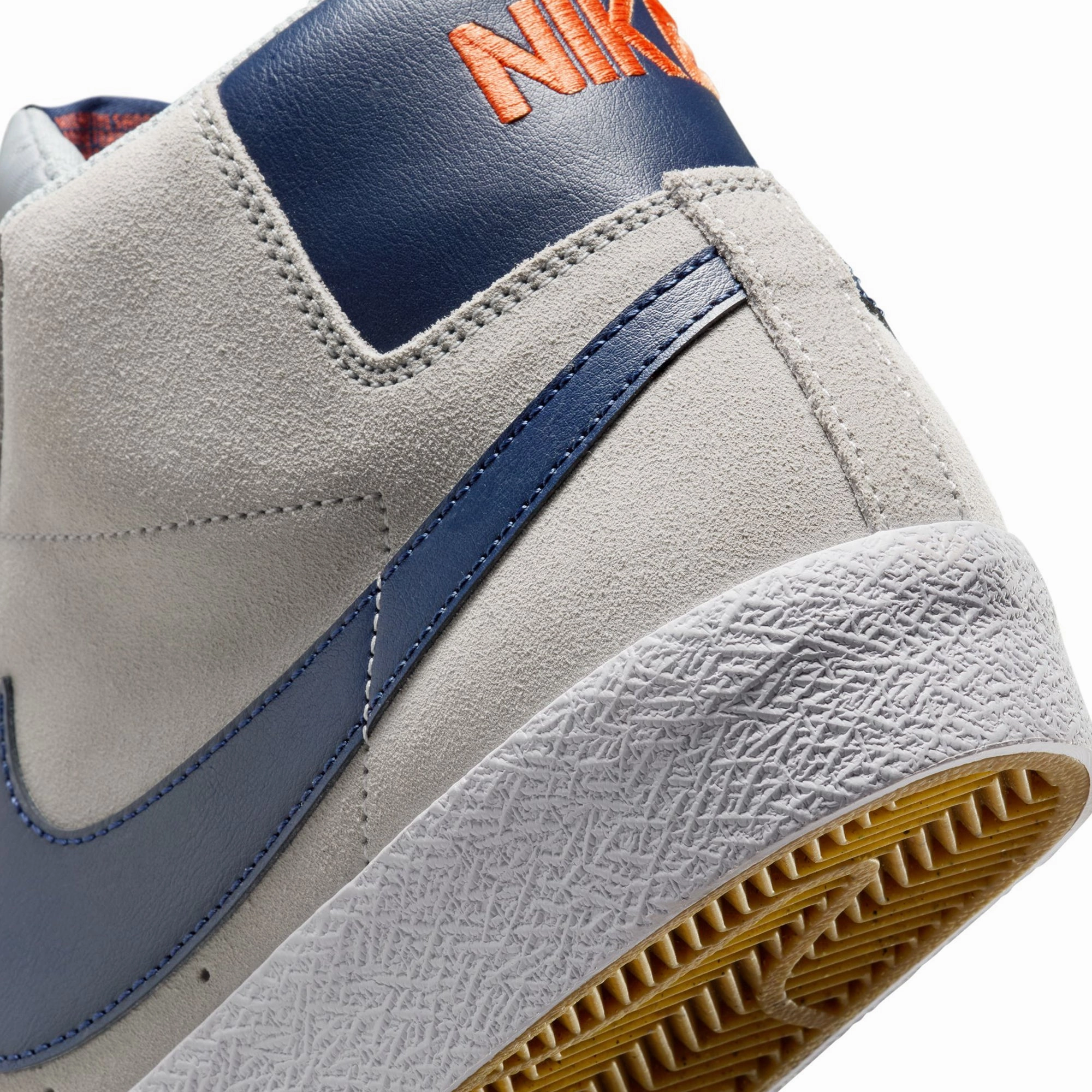 Nike SB Mens Zoom Blazer Mid Shoes Weekend Jog