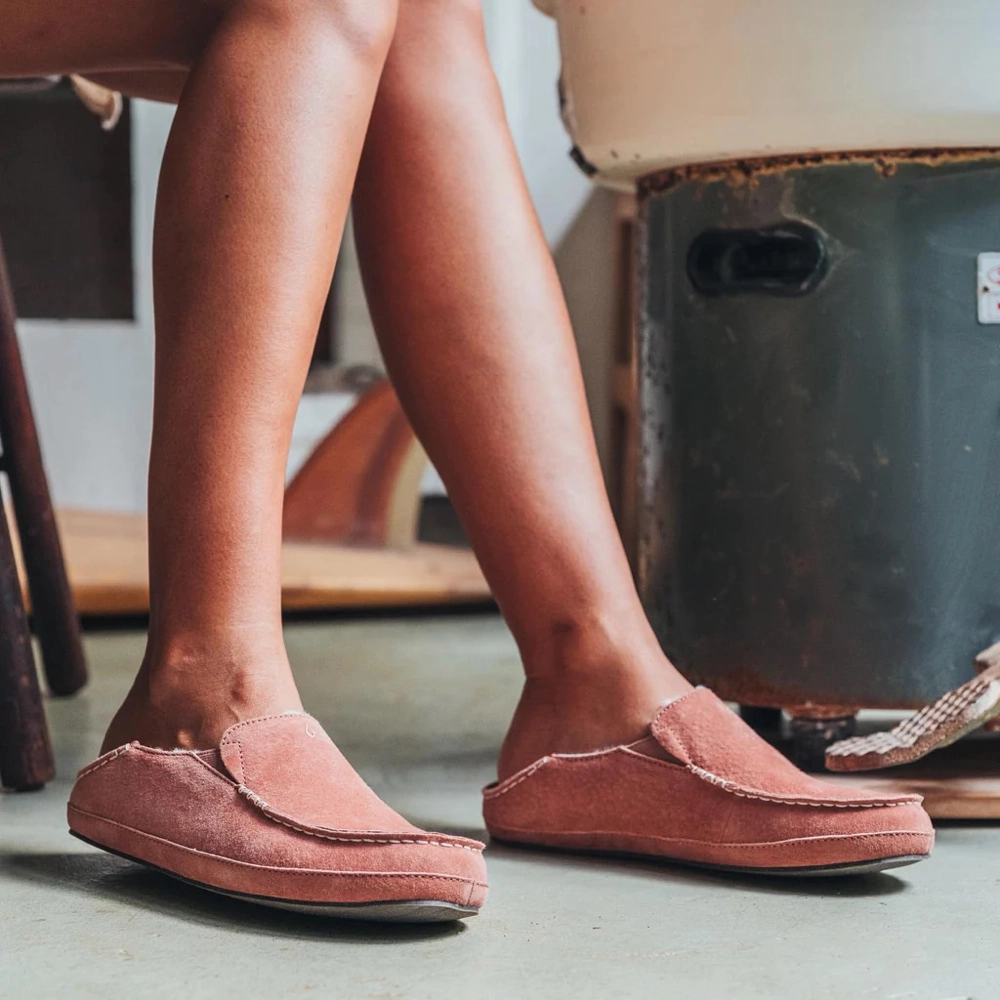 Training Ready OluKai Women's Nohea Shearling Lined Slipper in Castlerock Mauve