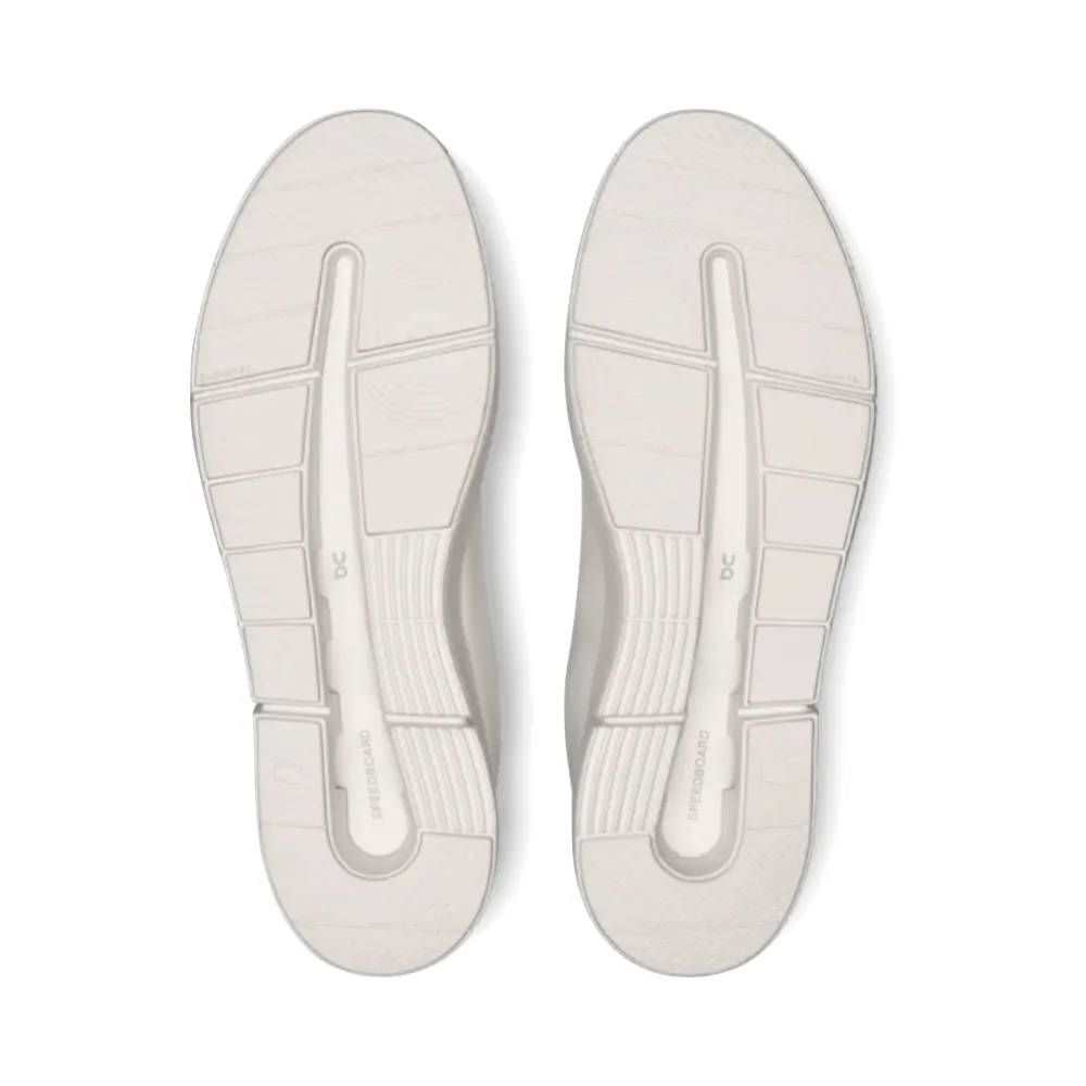 Soft Traction On Men's THE ROGER Advantage Sneaker in All White