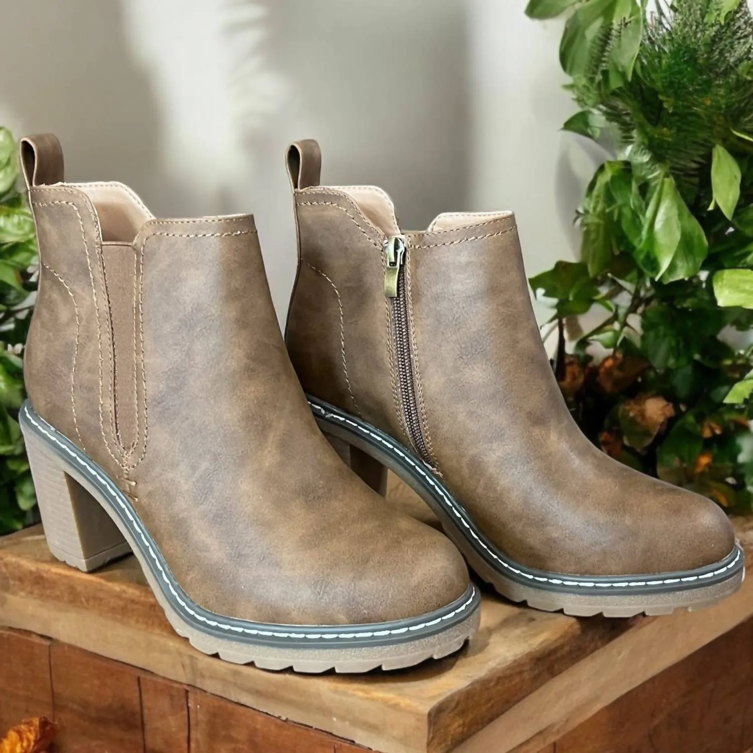 Bold Design Women's Leather Ankle Boots In Cognac