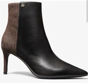 Cushioned Women's Alina Flex Pointed Toe Logo Booties In Black